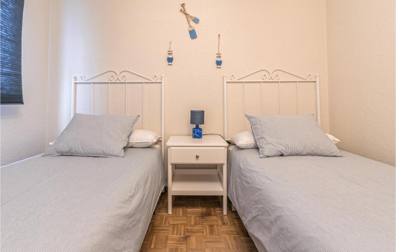 Stunning Apartment In Gijon With Wifi 외부 사진