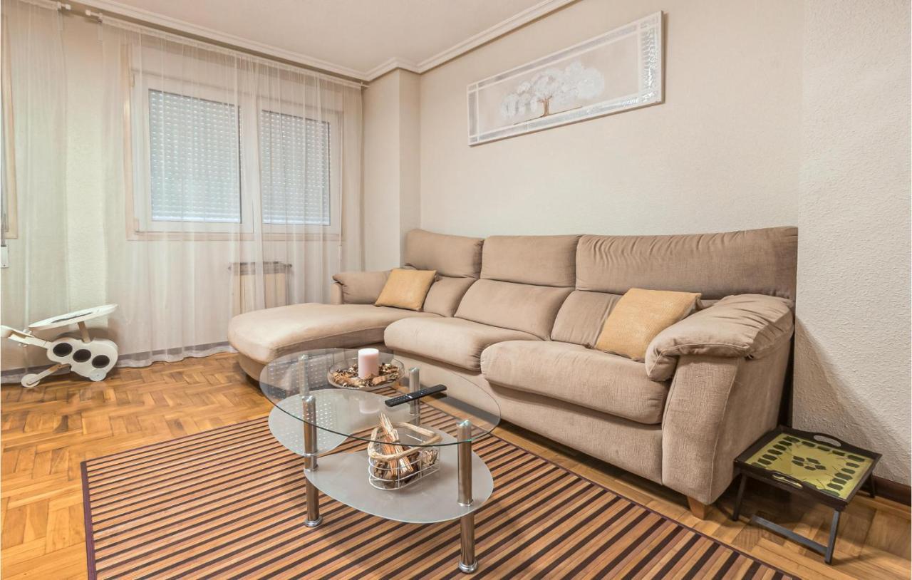 Stunning Apartment In Gijon With Wifi 외부 사진