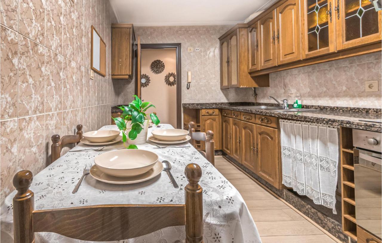 Stunning Apartment In Gijon With Wifi 외부 사진